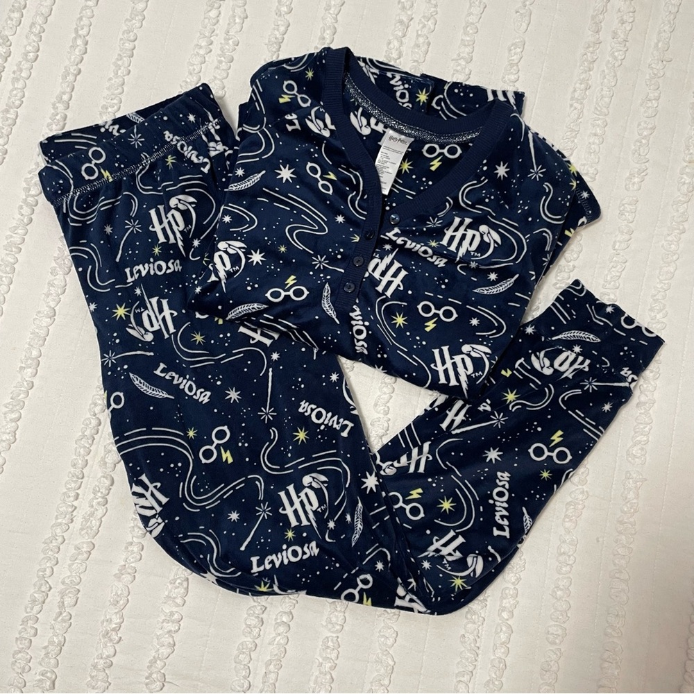 NWOT Harry Potter Sleepwear Pajama Set